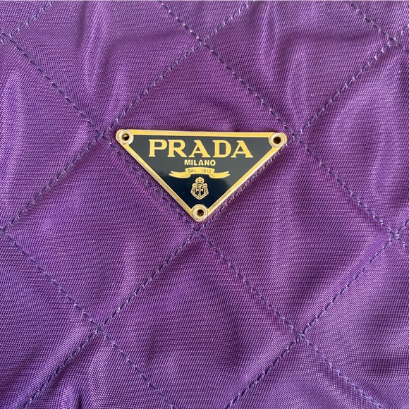 Vintage Prada purple quilted zip around wallet - Picture 11 of 12